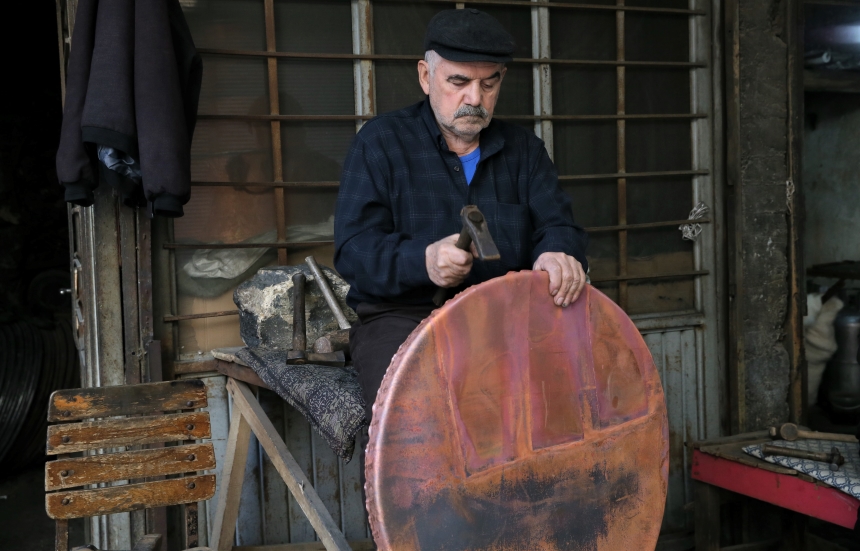 Geleneksel Bakırcılığa Son Nefesleri Yalnızca 3 Usta Kaldı (1)