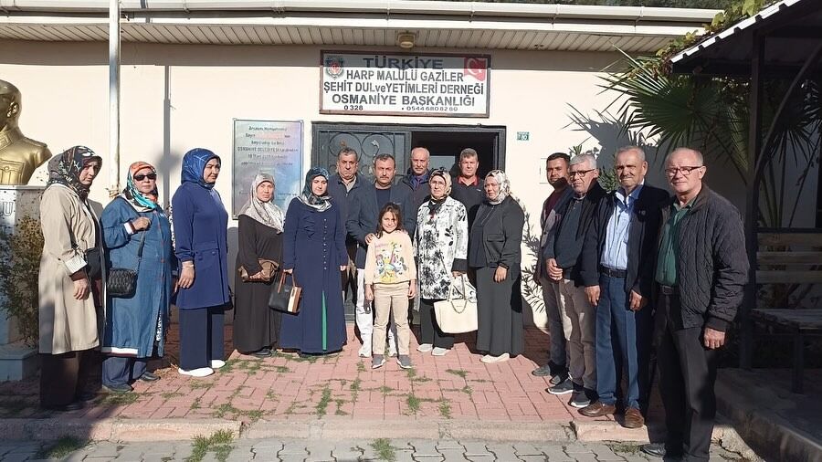 Osmaniyeaklartilikadinlar