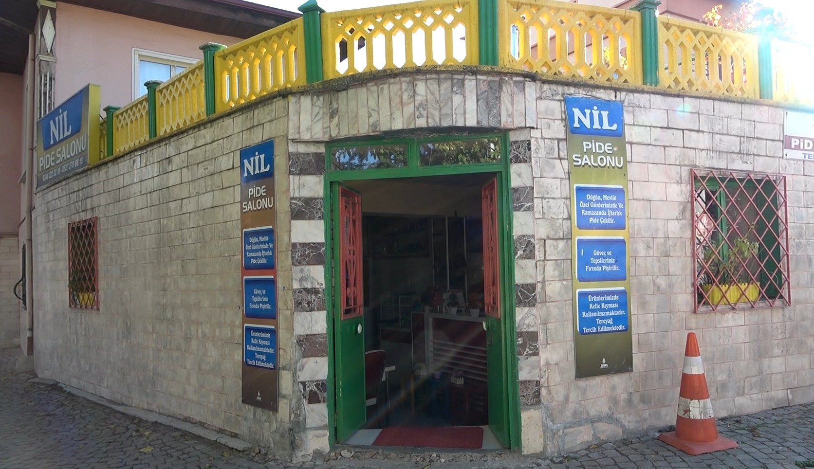 Isparta’da Pide Salonundaki Gizemli Mezarı (12)