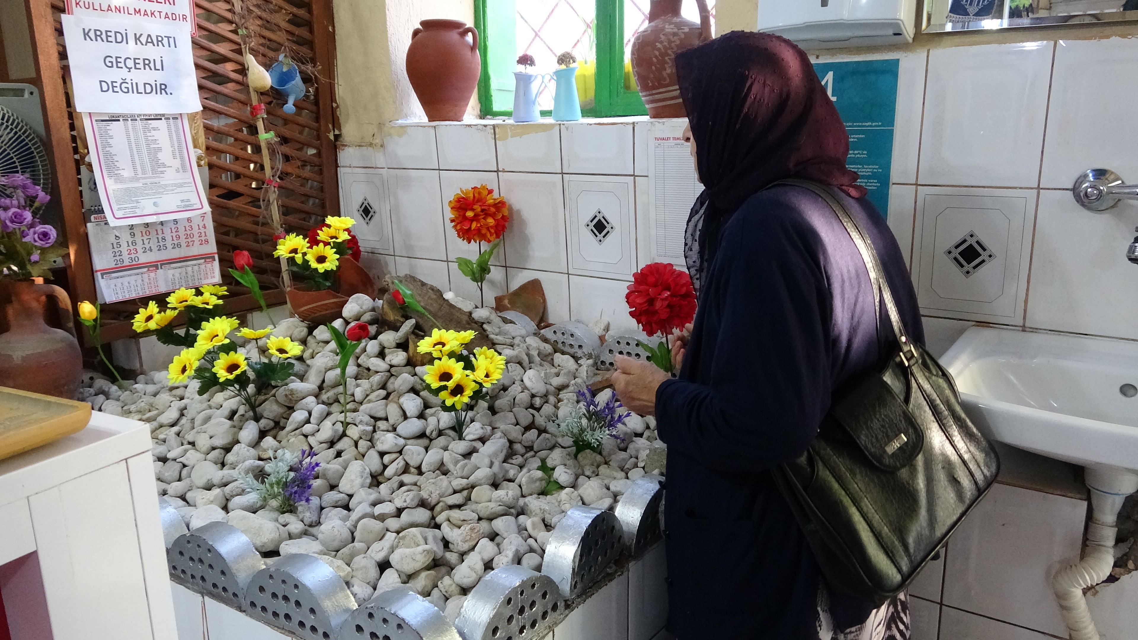 Isparta’da Pide Salonundaki Gizemli Mezarı (8)