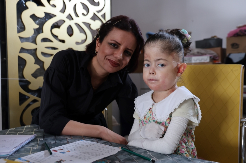 Kelebek Hastası Fatma'nın Okulsuz Başarısı (1)