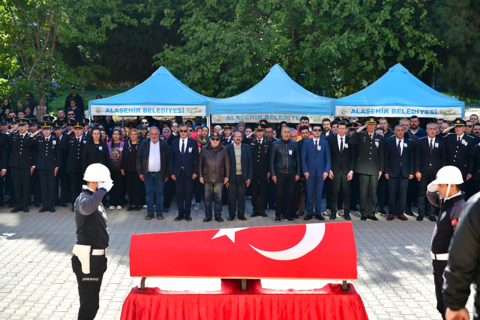 Manisa'da Şehit Polis Memuru Ali Barut İçin Tören Düzenlendi (1)