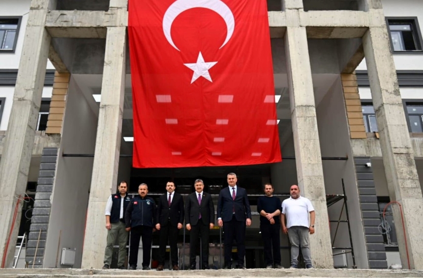Osmaniye Valisi Yılmaz, Hükümet Konağı İnşaatını İnceledi (3)