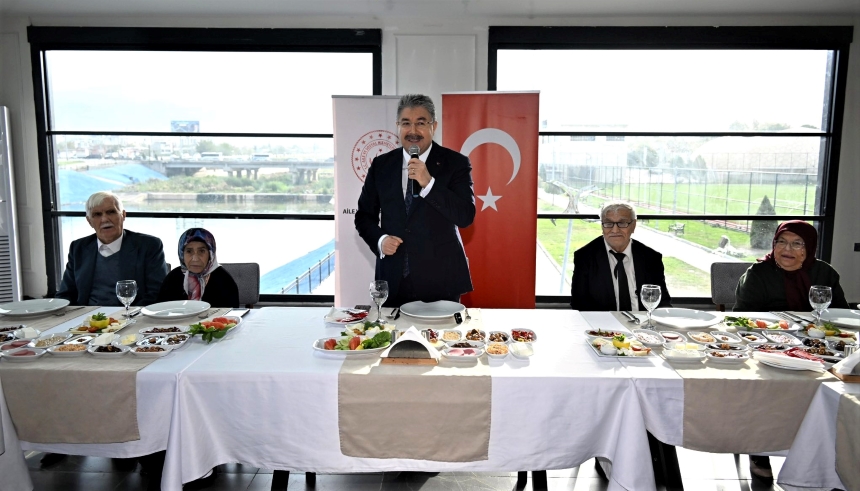 Osmaniye Valisi Yılmaz, Huzurevi Sakinleriyle Karaçay'da (1)