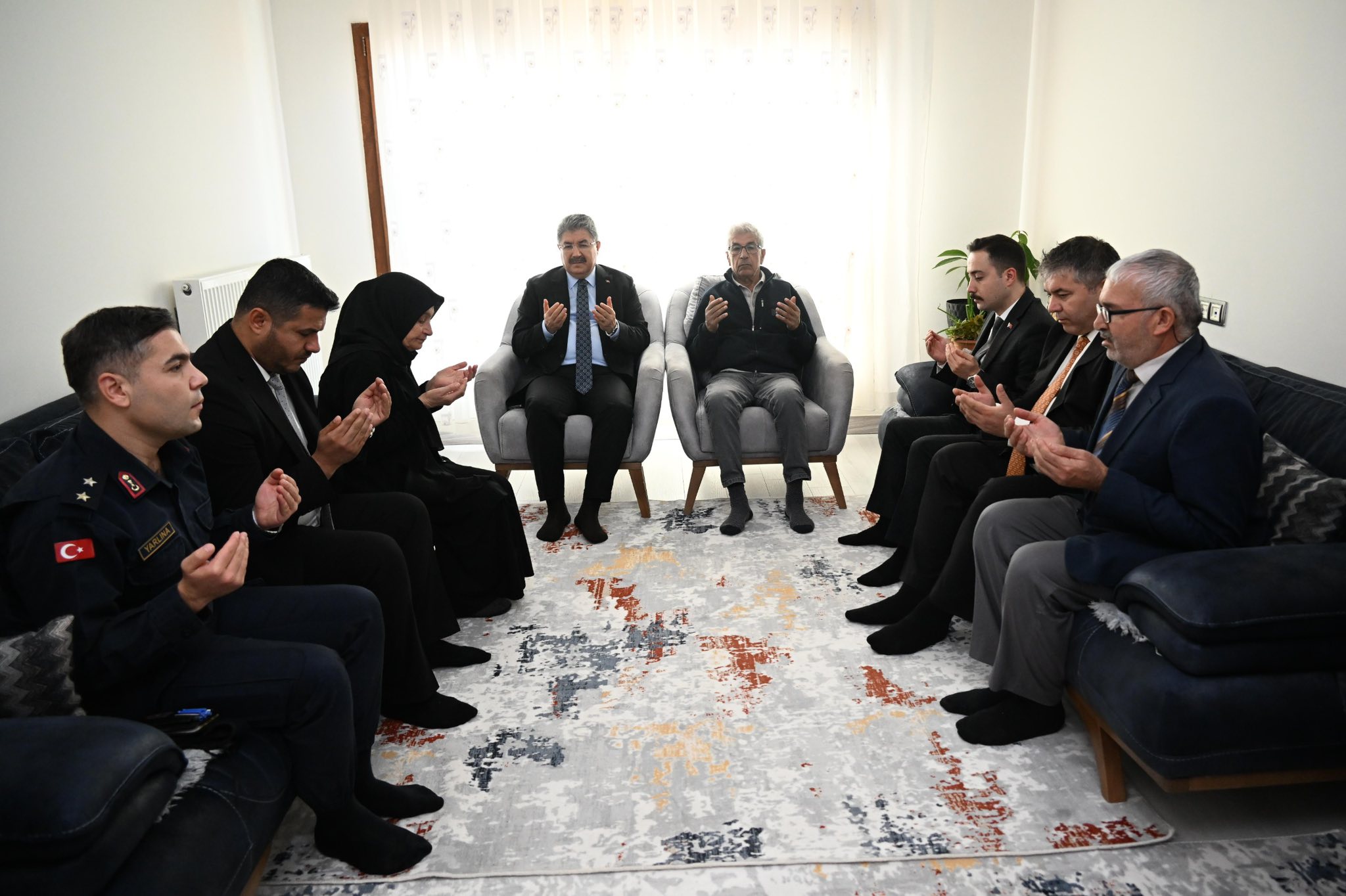 Osmaniye Valisi Yılmaz'dan Şehit Ailesine En Zor Teslimat (1)