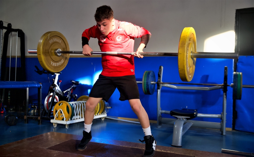 Osmaniyeli Milli Güreşçi Şamil Şahan'dan Balkan Şampiyonluğu (4)