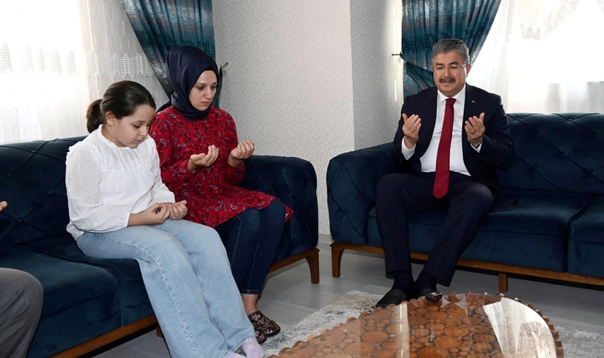 Piyade Uzman Çavuş Halis Özcengizz