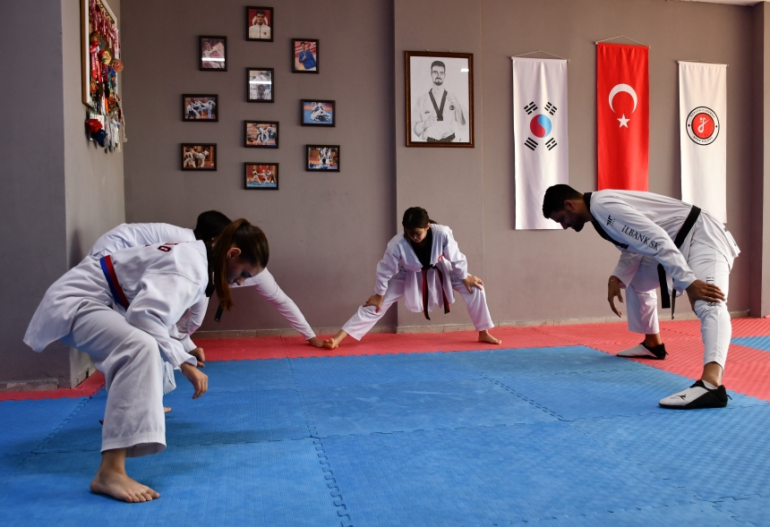 Şampiyon Sergen Curabaz Ve Öğrencisi Madalya Peşinde (6)