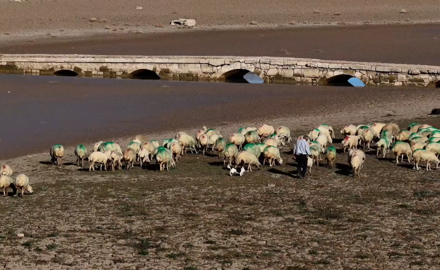 Sular Çekildi, Osmanlı'nın 600 Yıllık Tarihi Ortaya Çıktı (5)