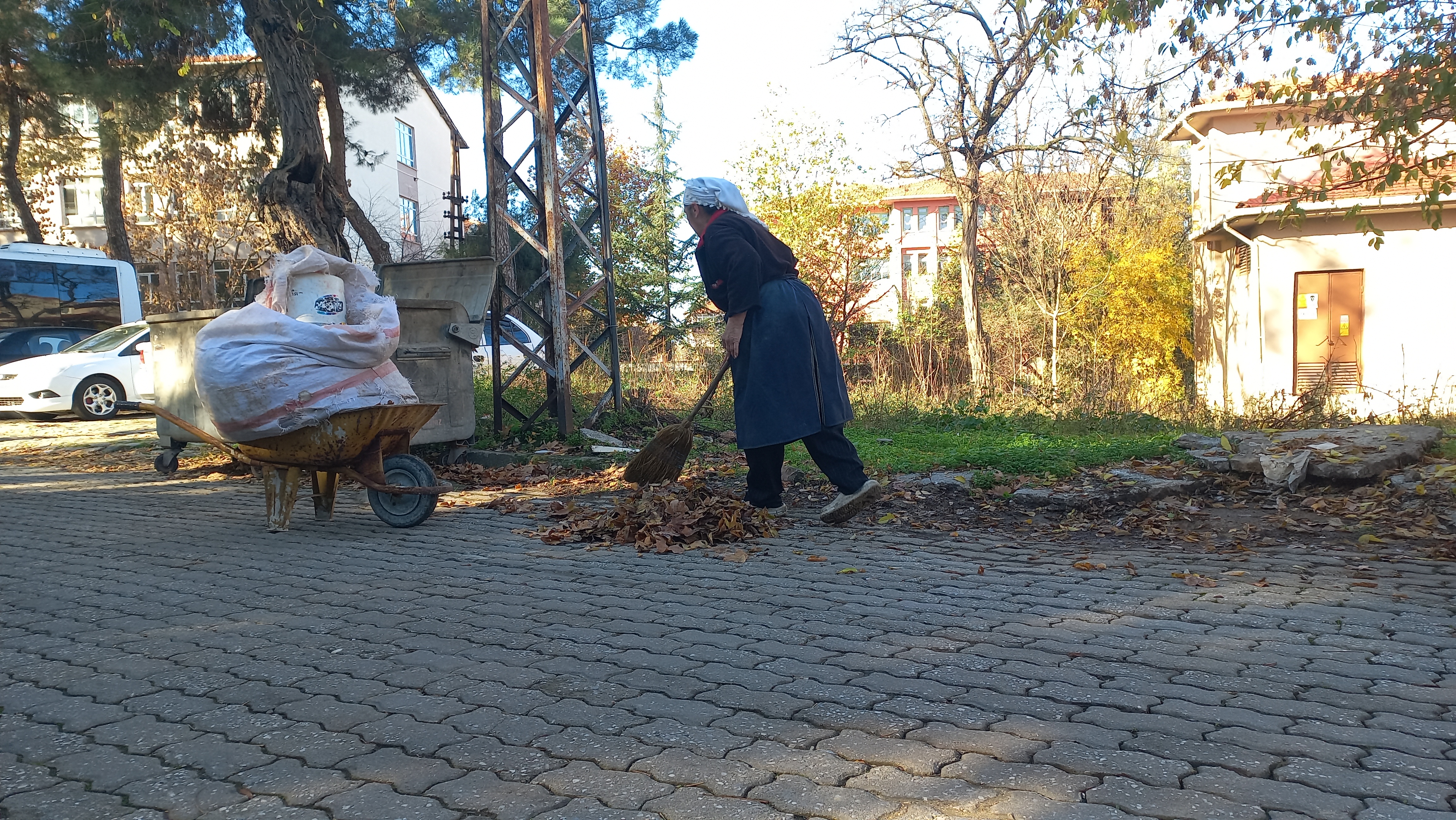 Süpürgesiyle Başlayan 34 Yıllık Serüveni (3)