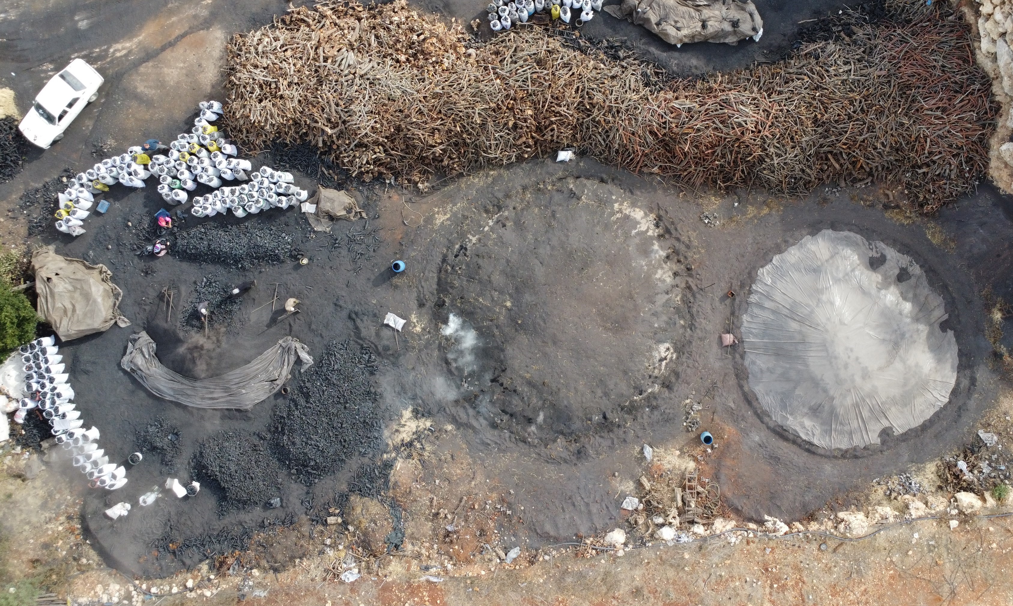 Toros Dağlarının Kara Elması Ailelerin Zorlu Mesaisi (5)