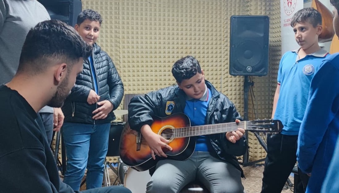 Öğrenciler Gençlik Merkezi İle Buluştu, Sosyal Beceriler Geliştirildi!