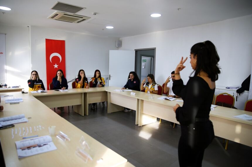 Adana 112 Personelinden Engelsiz Acil Servis (2)