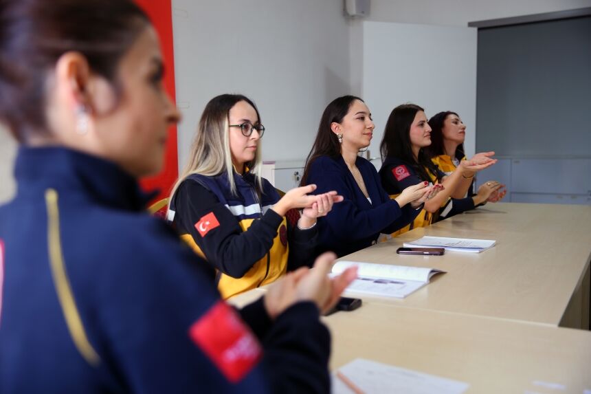 Adana 112 Personelinden Engelsiz Acil Servis (3)