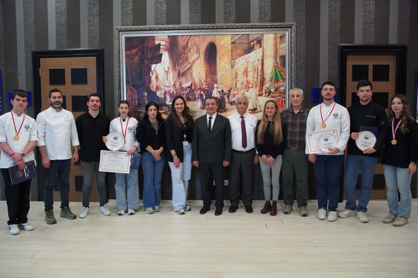 Altın Madalyayı Kazanan Belli Oldu