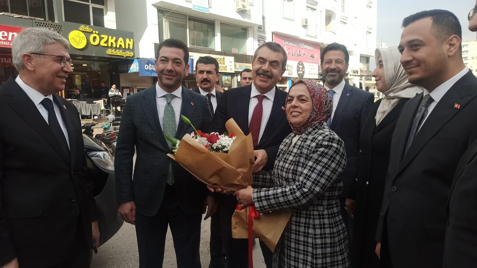 Bakan Yusuf Tekin, Osmaniye'de Ak Parti'yi Ziyaret Etti (2)