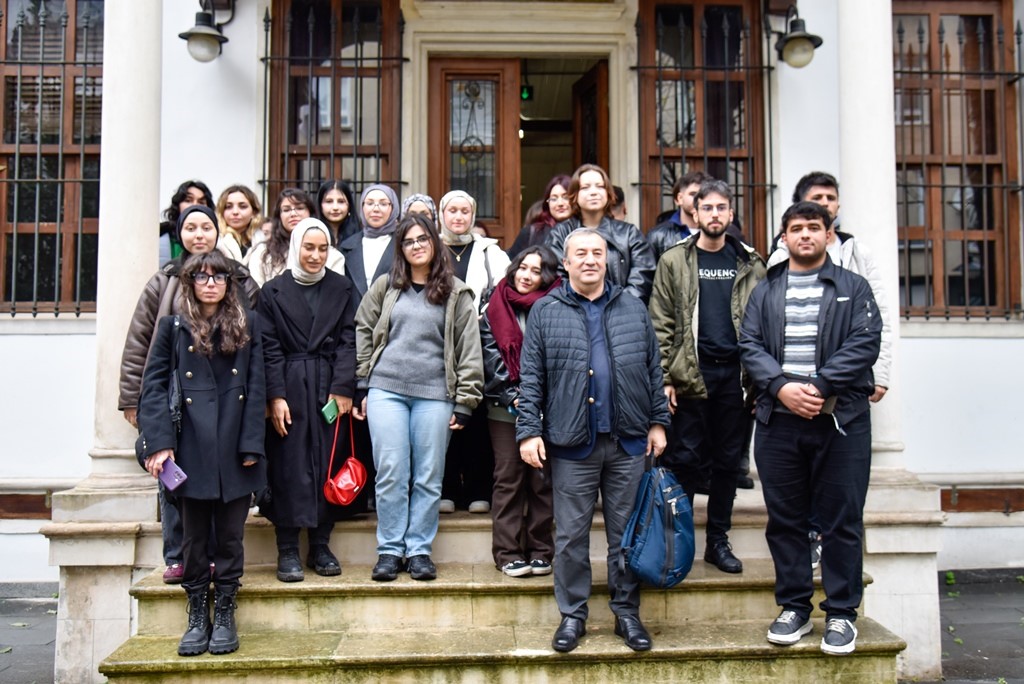 Bilim Kafe'de Köklere Yolculuk İnançların Tarihsel Serüveni (3)