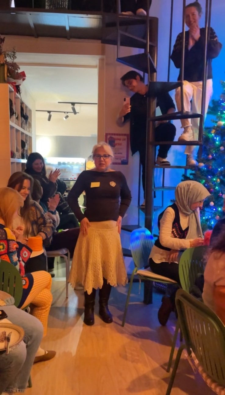 Dantelden Eteğe Dönüşüm En Yaratıcı Örgü Tasarımı (1)