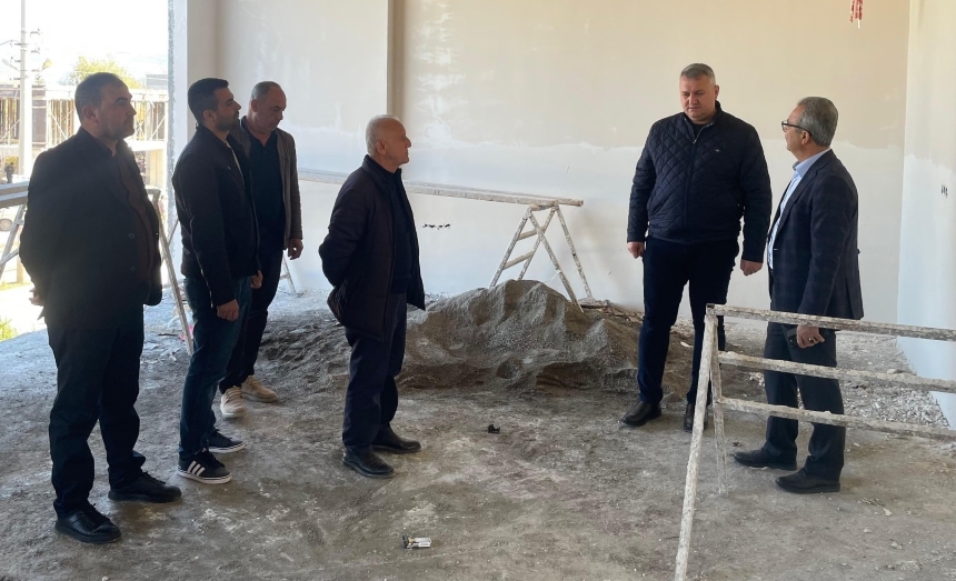 Ellekbelediyebinası