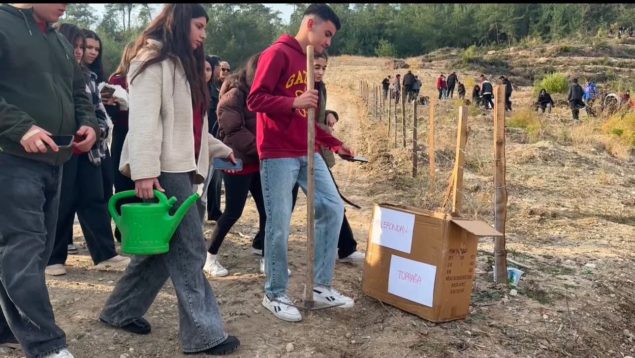 Osmaniye'de dijitale bıraktılar toprağa sarıldılar-2