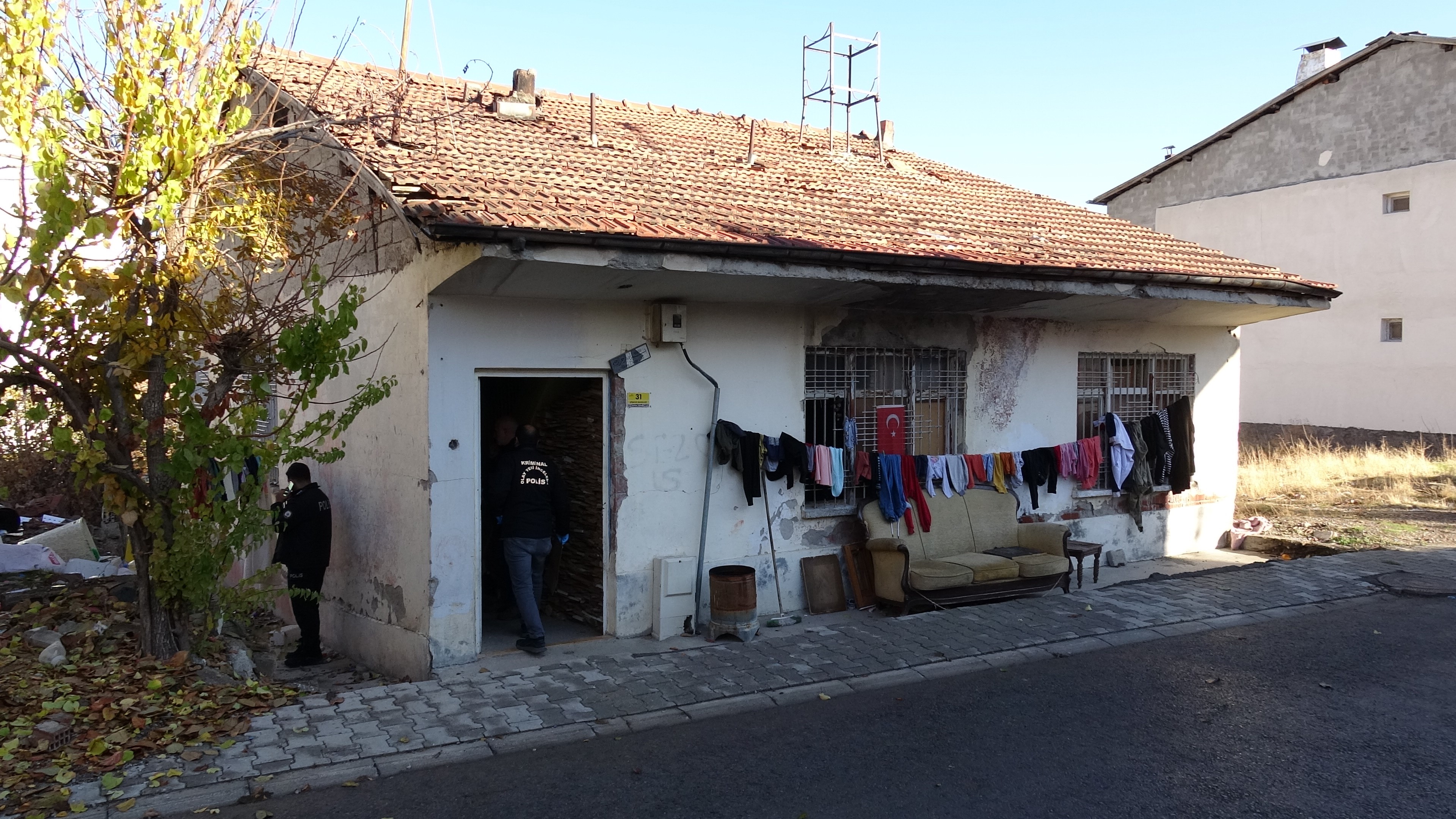 Fenalaşan İki Kardeşten Biri Hayatını Kaybetti (1)