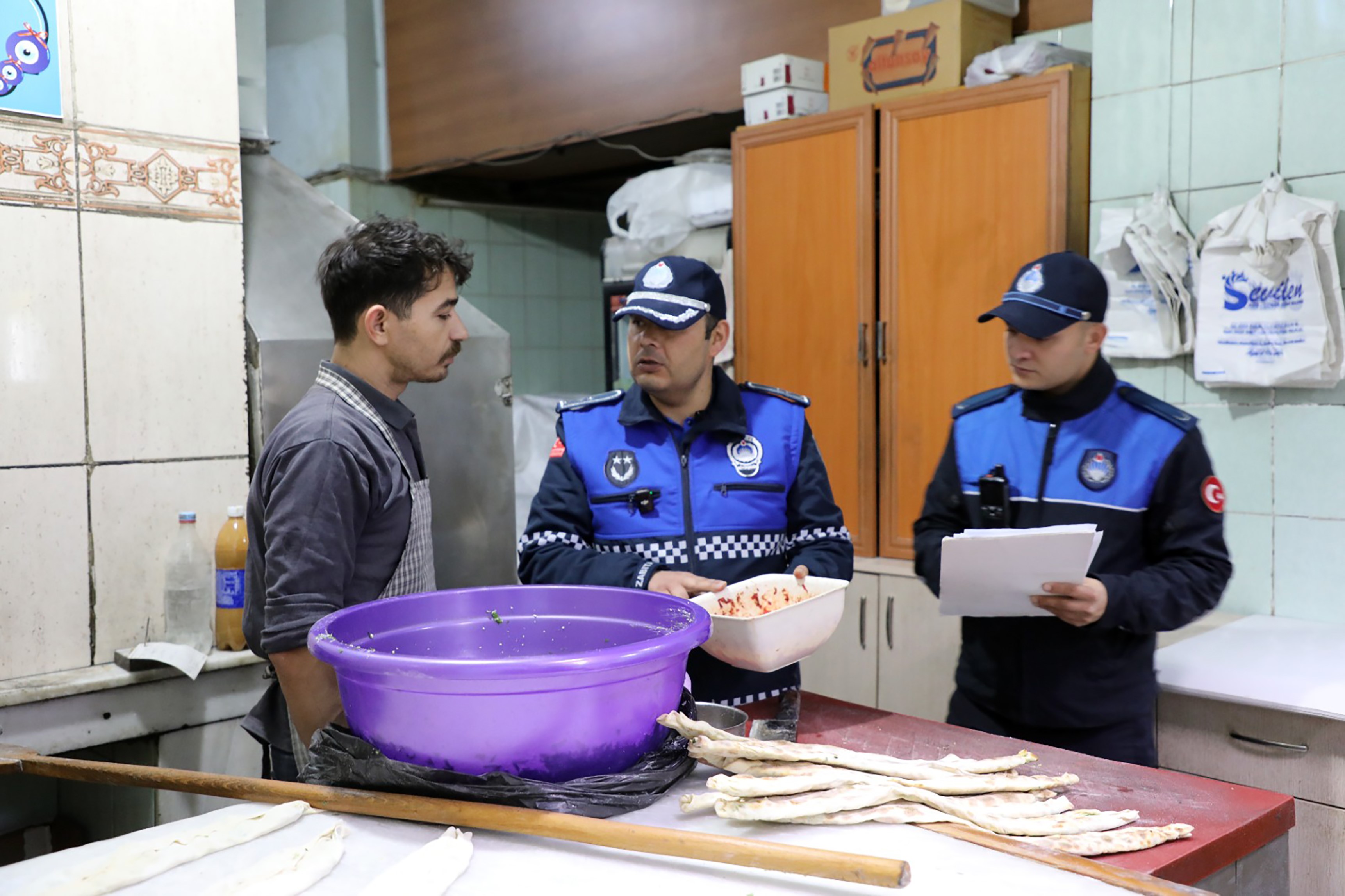 Gıda Güvenliği Seferberliği 13 İlçede Sahadalar (1)