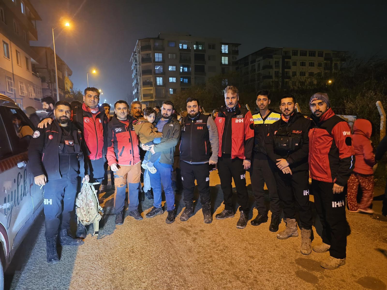 Hatay'ın Merkez Antakya Ilçesinde Kaybolan Çocuk Ekiplerce Bulundu