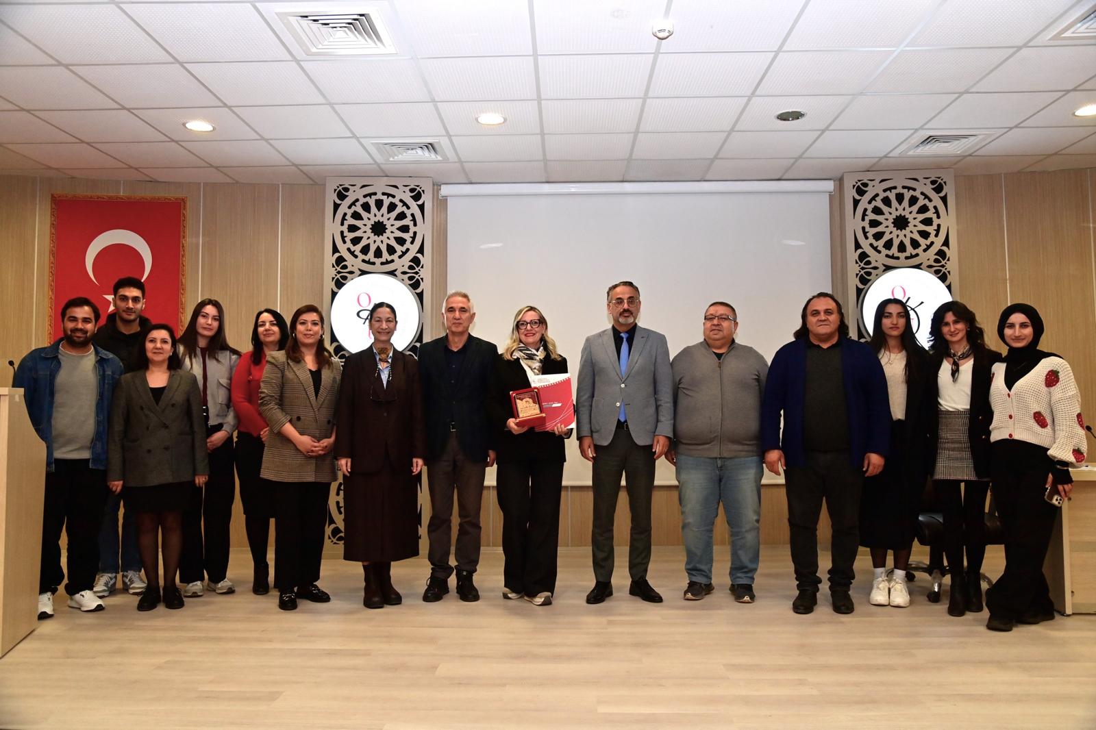 Karmer’den Okü'de Geleceğin Sağlıkçılarına Rehberlik (3)