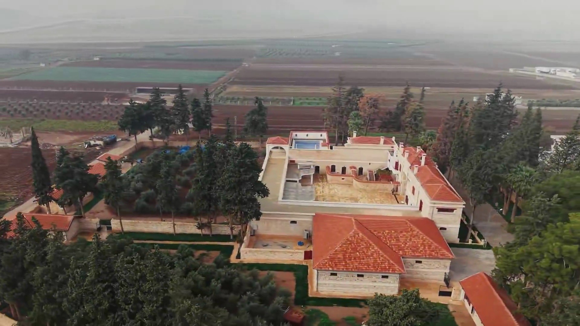 Kibar Feyzo Filmine Ev Sahipliği Yapmıştı, Son Hali (1)