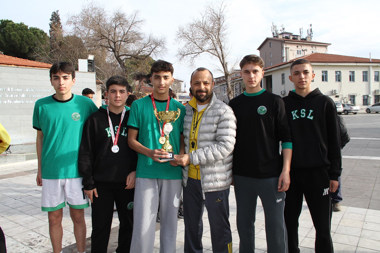 Meb'in Atatürk Kır Koşusu’nda Her Yaştan Öğrenci Ter Döktü!-1