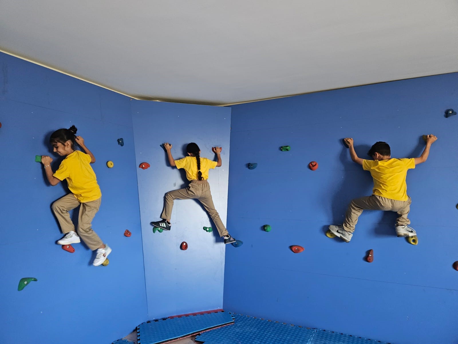 Mersin'de Öğrenciler Öğrenmenin En Eğlenceli Halini Tadıyor (1)