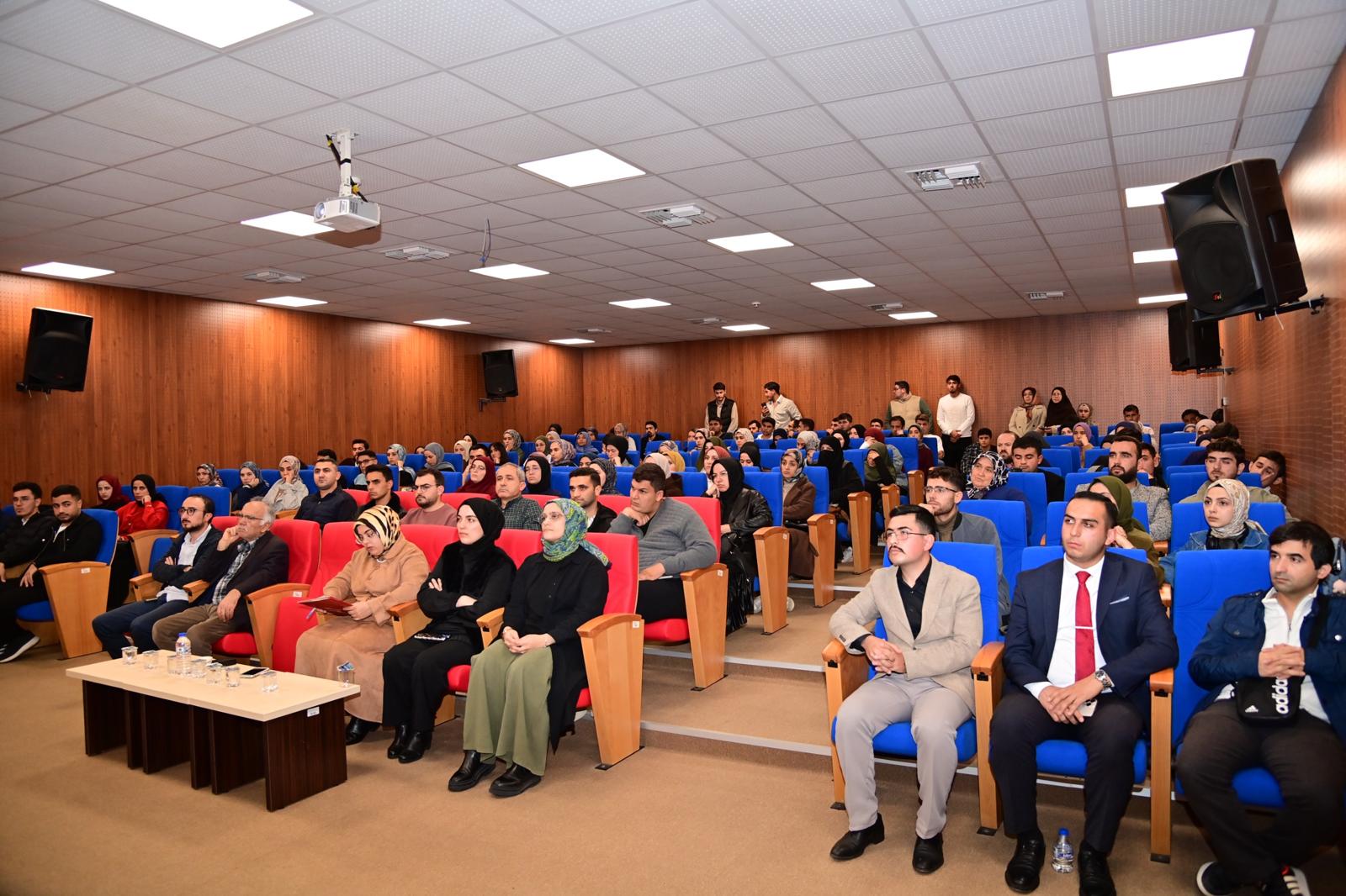 Okü'de 10 Aralık'ta Gündem Filistin, Sudan Ve Doğu Türkistan (4)