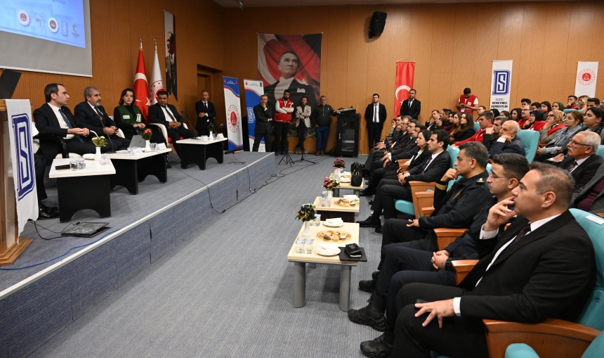 Okü'den Kadirli Kampüsünde 'Denetimli Serbestlik' Paneli (1)