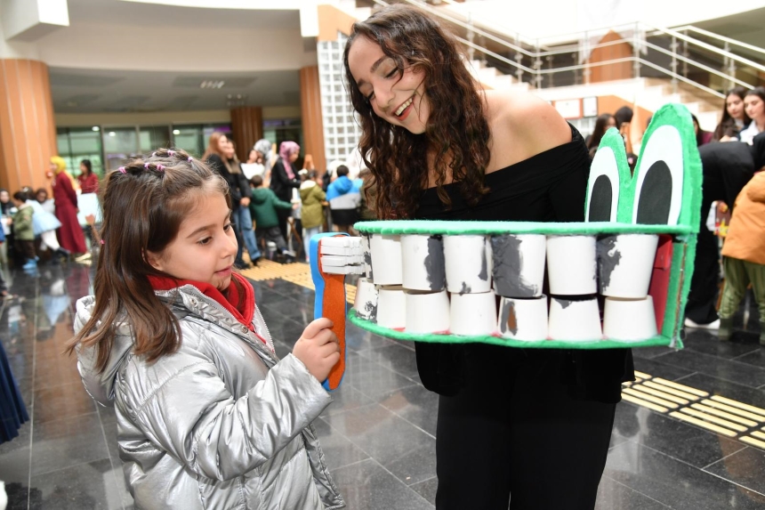 Osmaniye Okü'de Çocuklar İçin Yenilikçi Öğrenme (4)