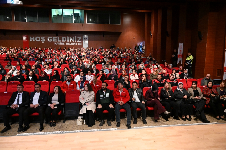 Osmaniye'de 'En İyi Narkotik Polisi Anne' Konferansı (3)