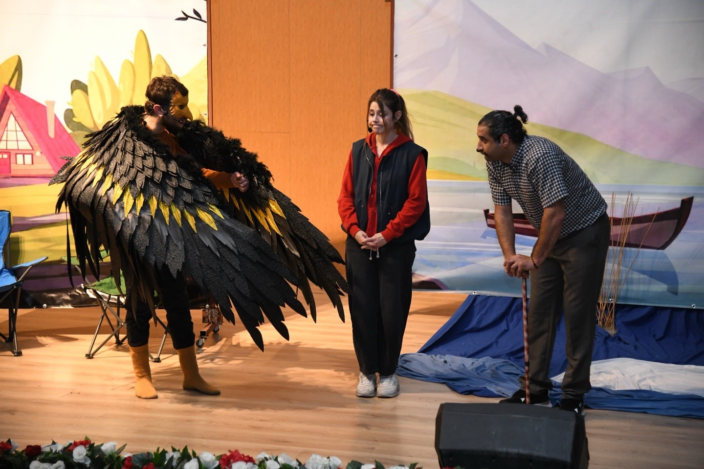 Osmaniye'de Kültür Sanat Coşkusu Minikler Tiyatroda Buluştu (3)