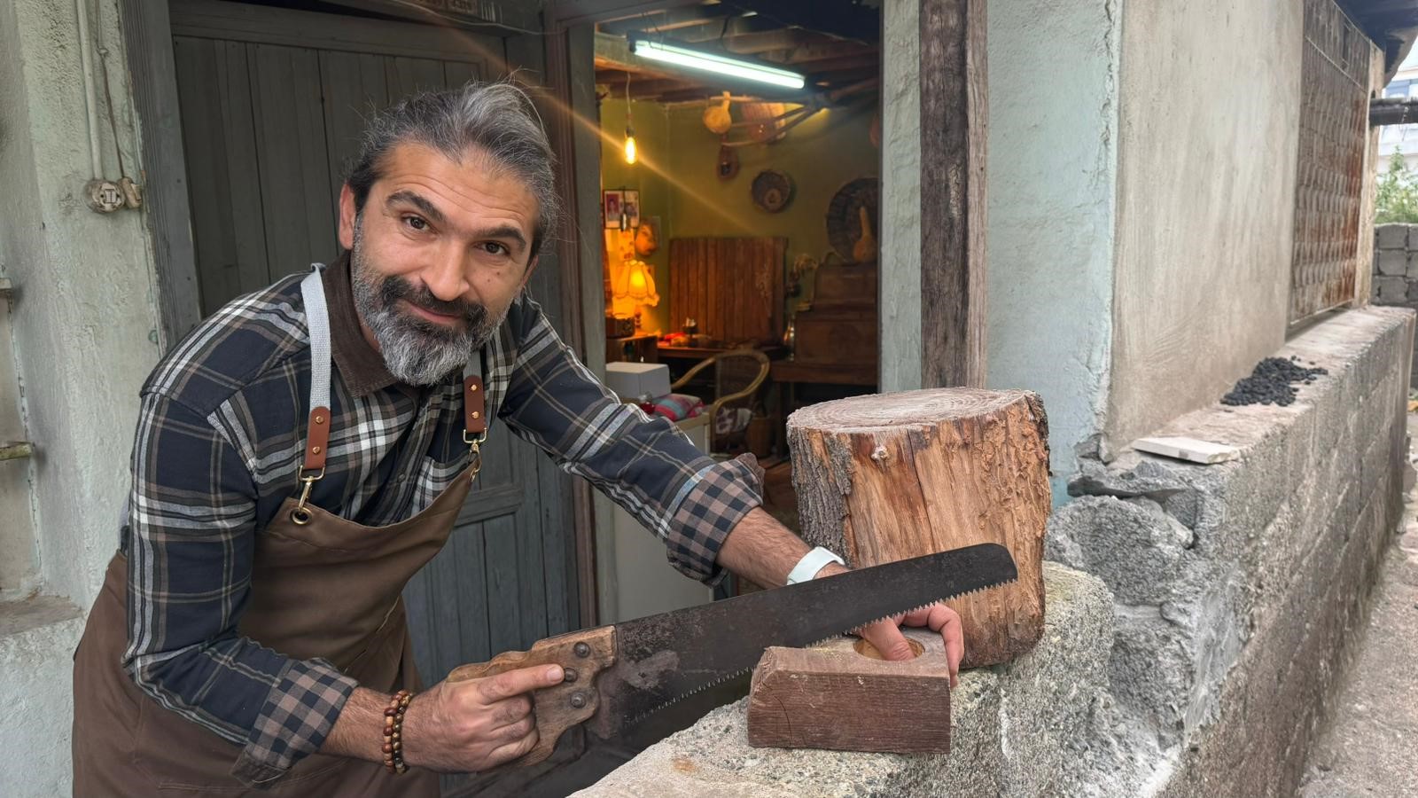 Osmaniyeli Öğretmen Babaevini Atölyeye Dönüştürdü (4)