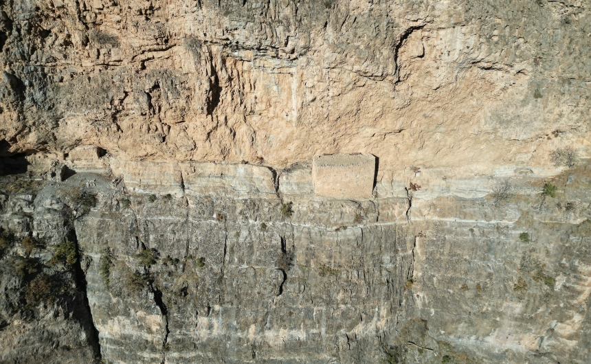 Sarp Kayalıklarında Saklı Hazine 2 Bin Yıllık Manastır (1)