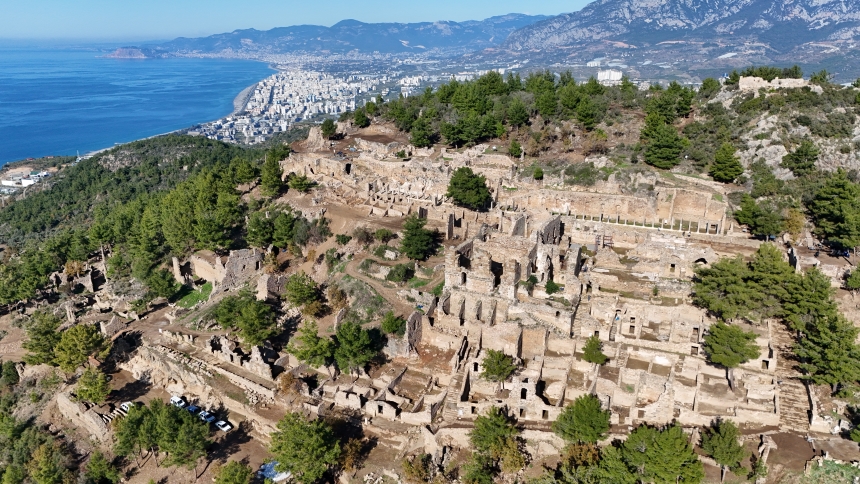 Syedra Antik Kenti'nde Dev Keşif 3 Bin Yıllık Zeytinyağı Fabrikaları Bulundu (4)