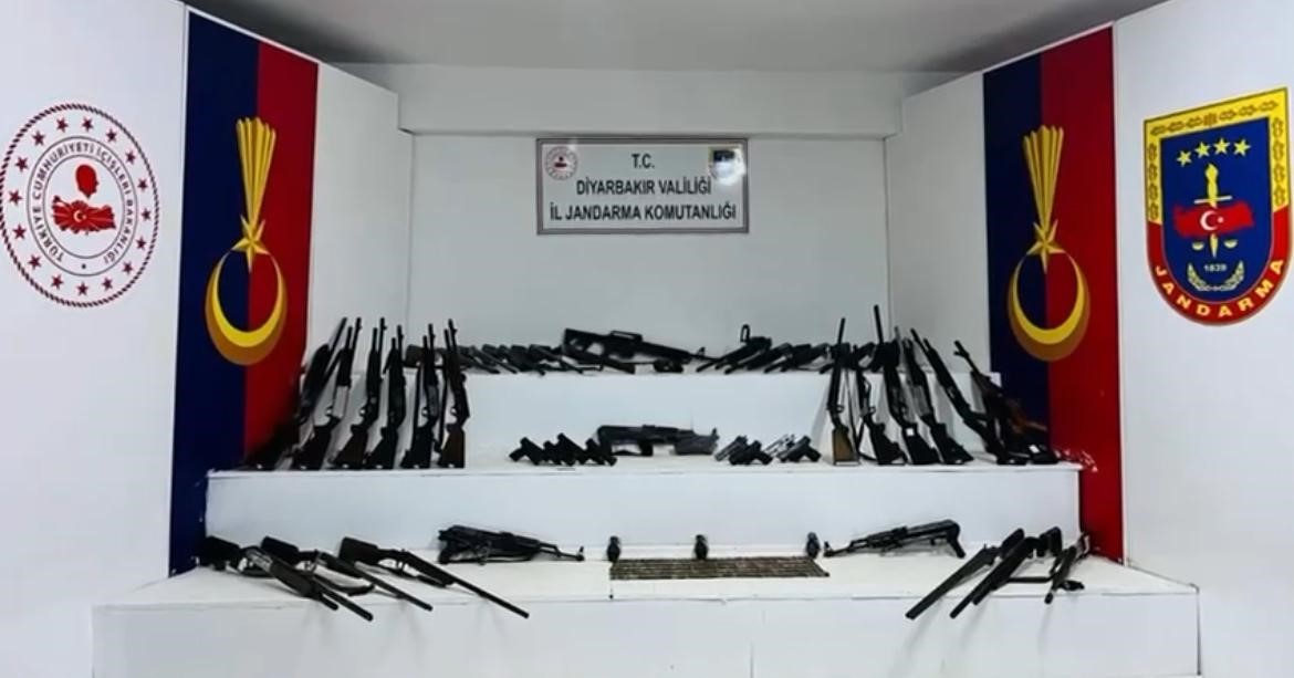 14 İlde Silah Kaçakçılarına Darbe 202 Şüpheli Yakalandı!