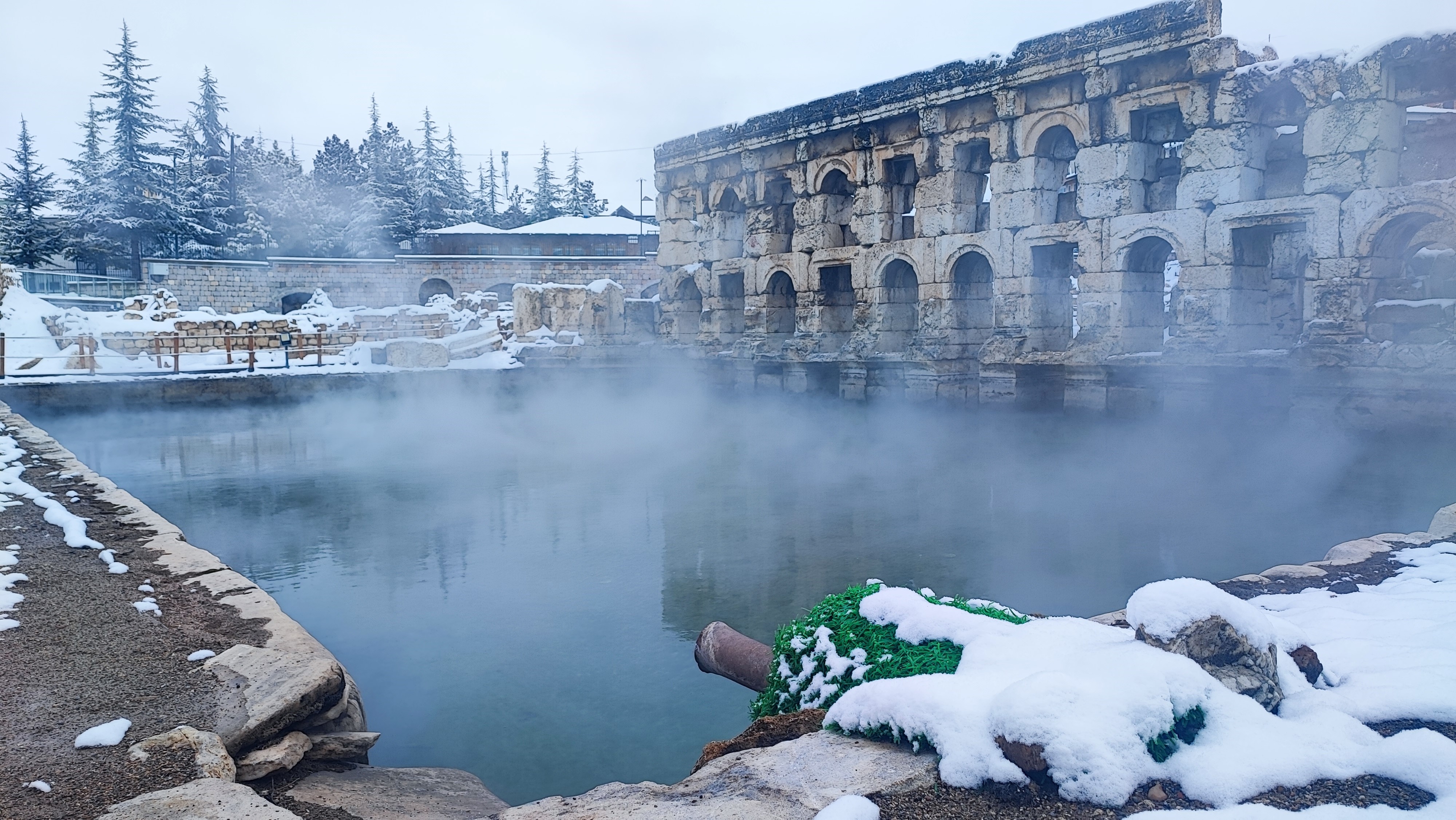 2 Bin Yıllık Tarih Beyaza Büründü Masalsı Manzara (5)