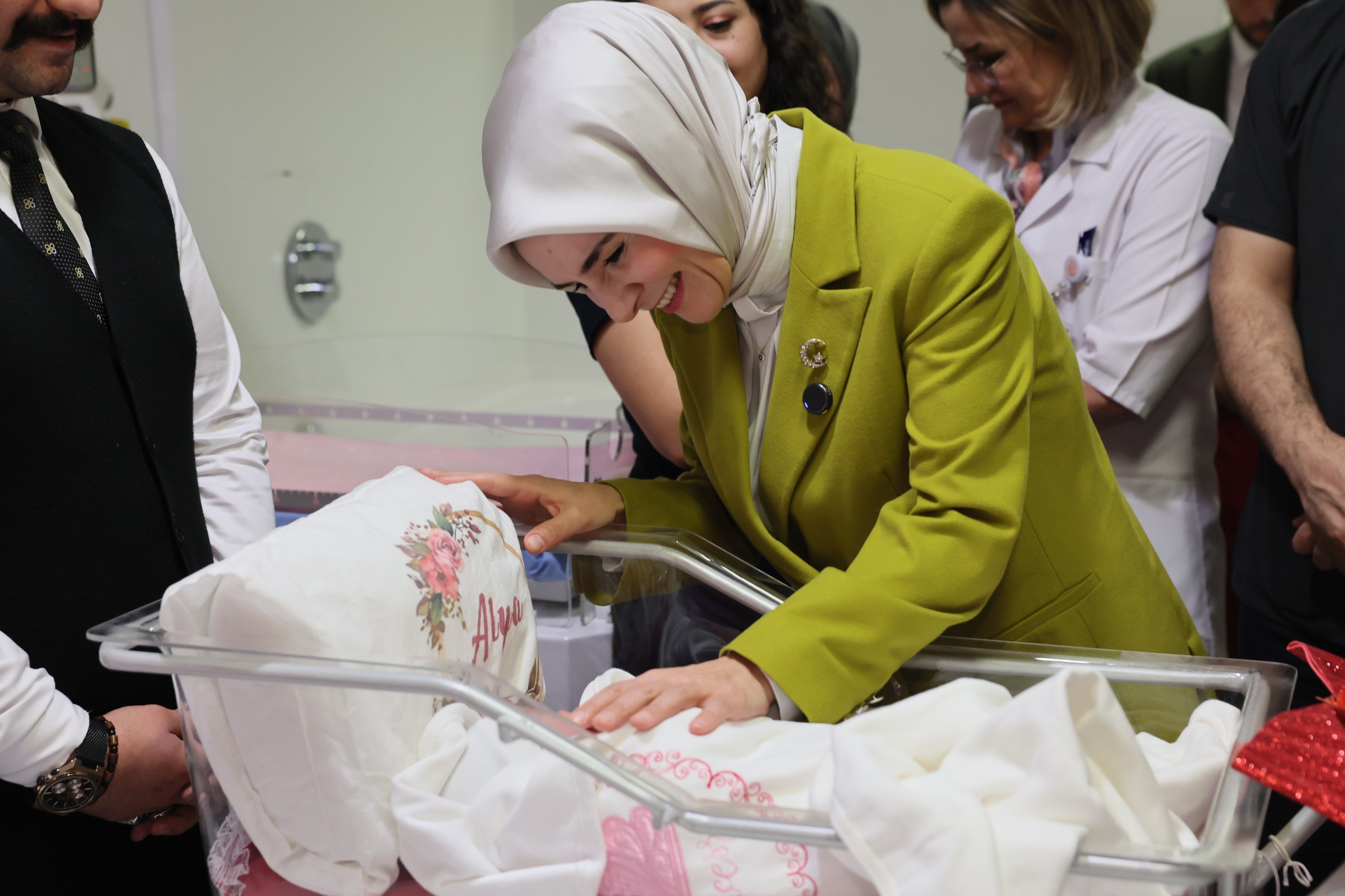 2026’Nın İlk Ziyareti Bebeklere Bakan Göktaş