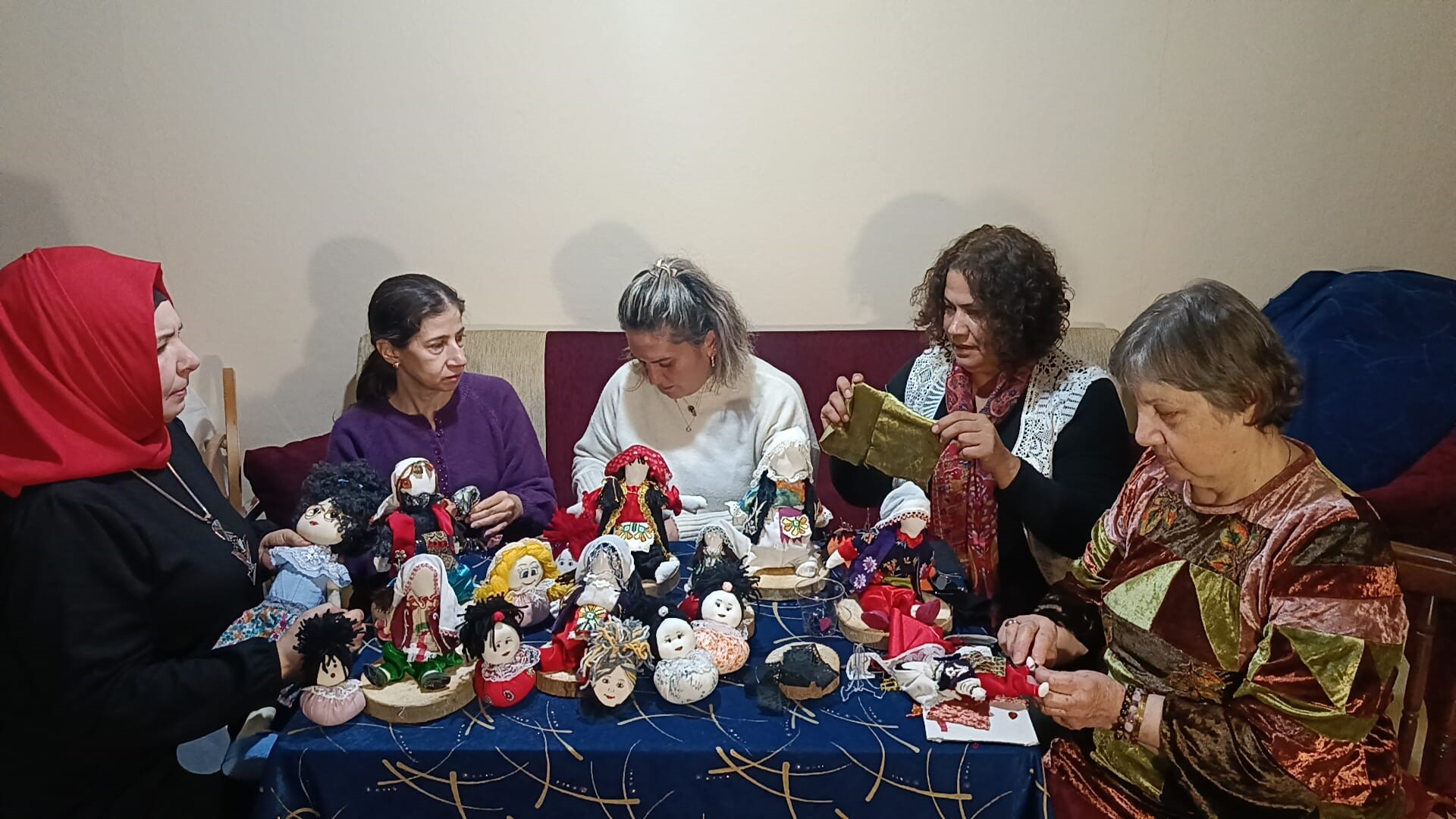 76 Yaşındaki Usta, Bez Bebeklerle Umut Aşılıyor (3)