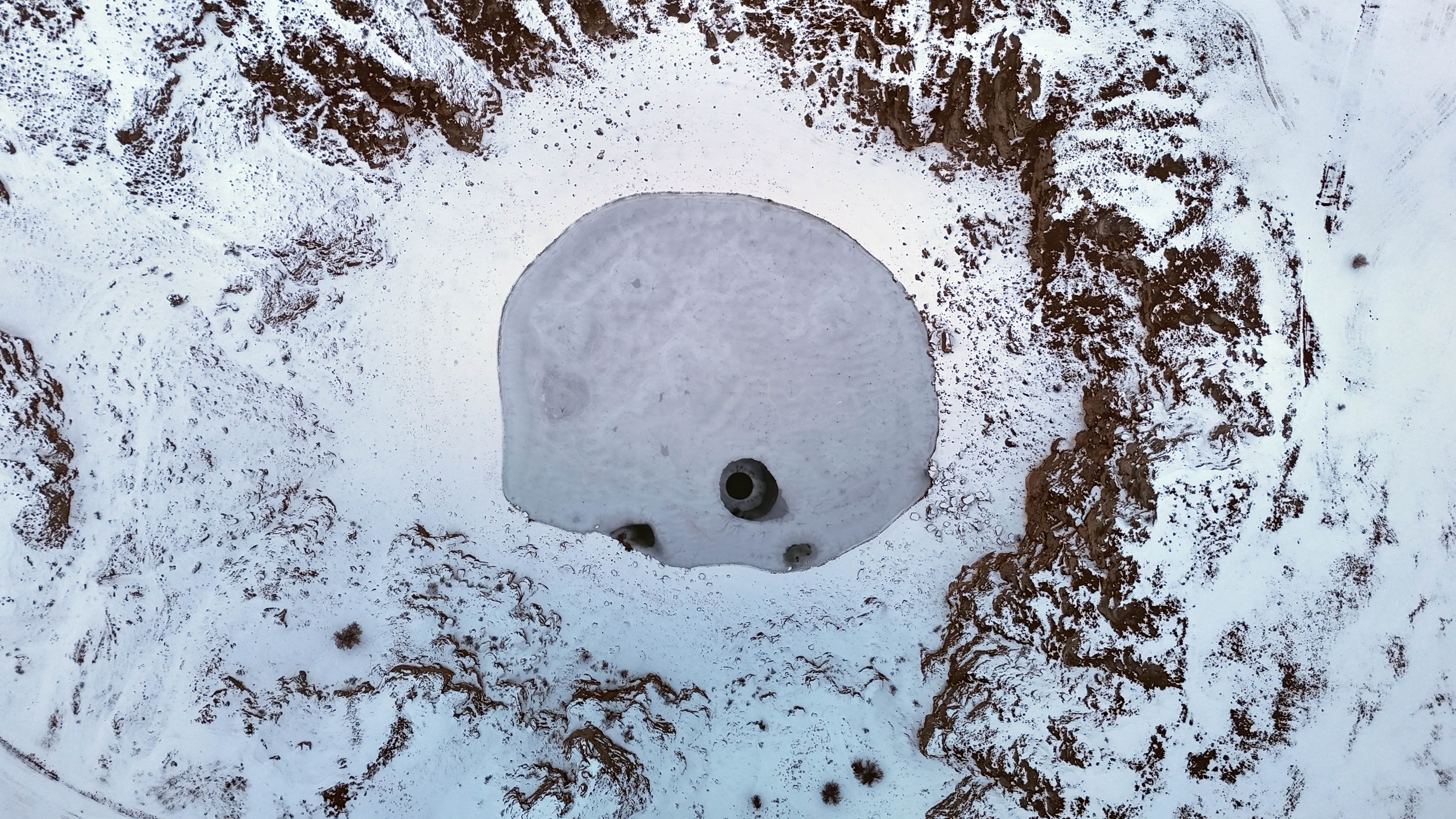 Anadolu’nun Nazar Boncuğu Kışa Teslim Oldu!