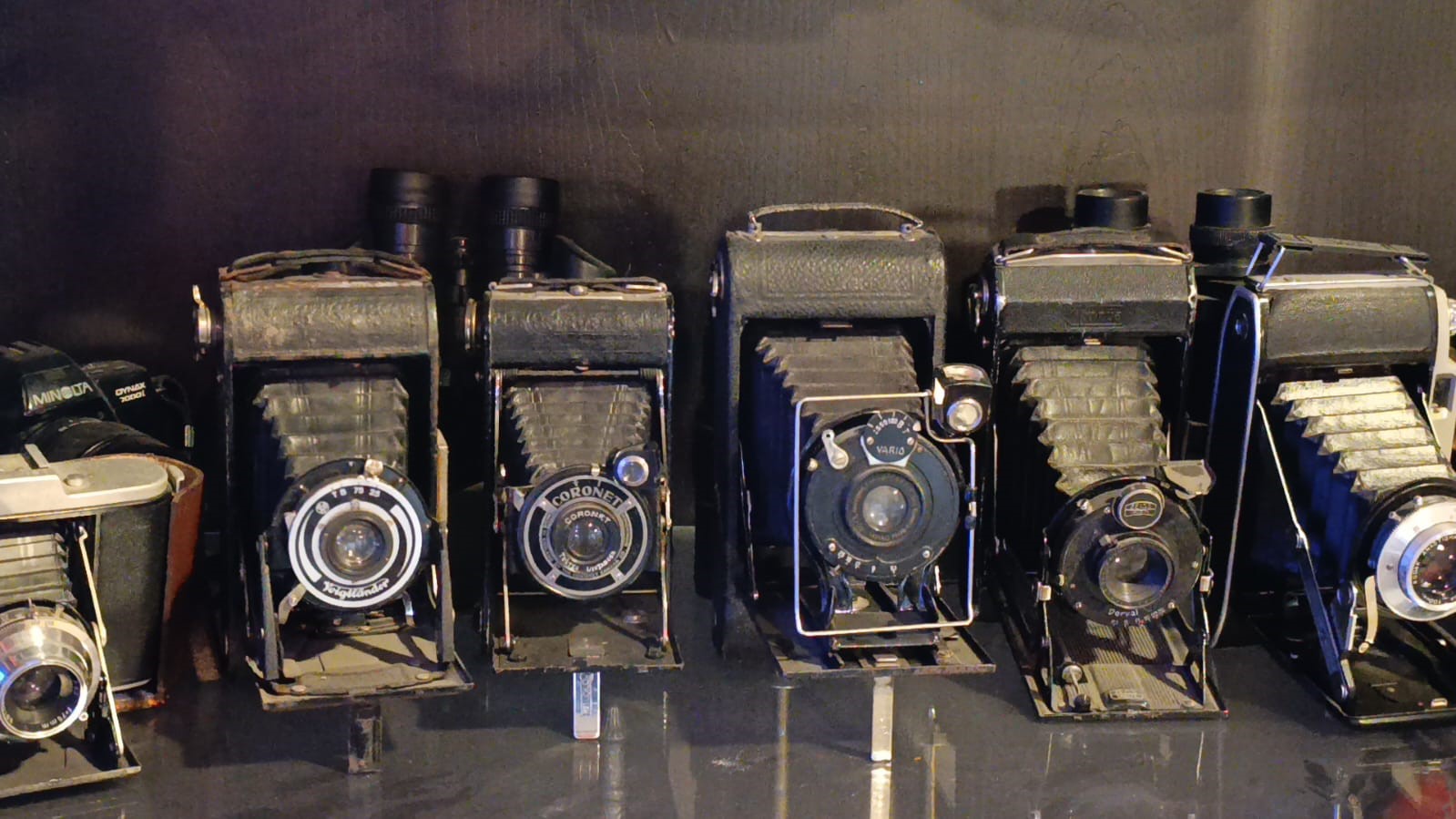 Bu Dükkân 100 Yıl Geriye Götürüyor (2)