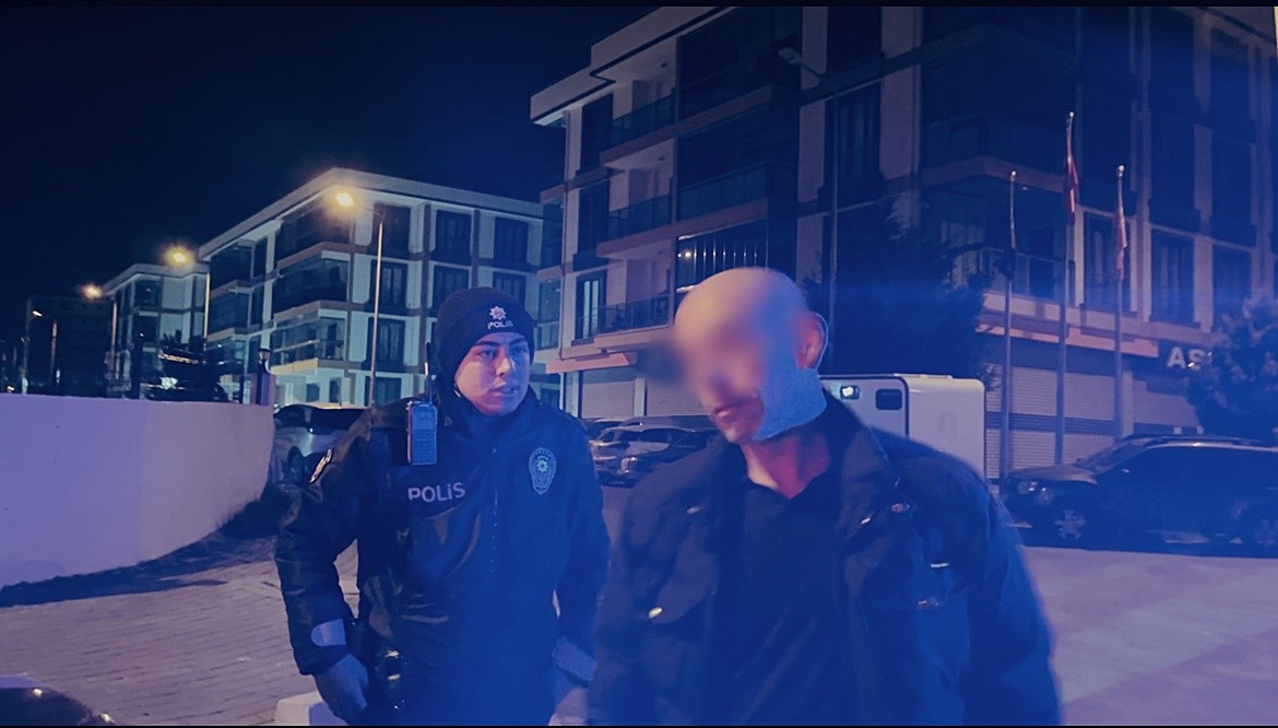 Denetimden Geçen Alkollü Sürücü, Muhabiri Tehdit Etti!