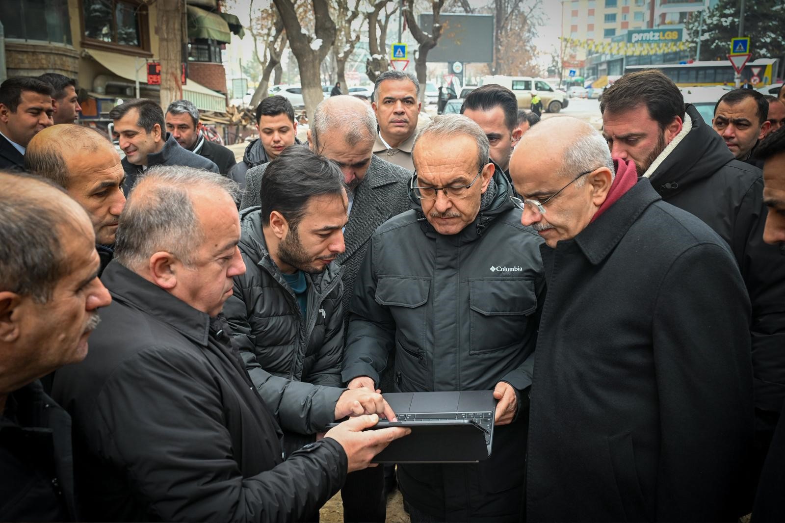 Deprem Sonrası Caddelerde Altyapı Seferberliği-1