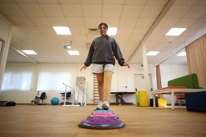 Depremde 102 Saat Sonra Kurtulan Mucize Kız Melike (3)