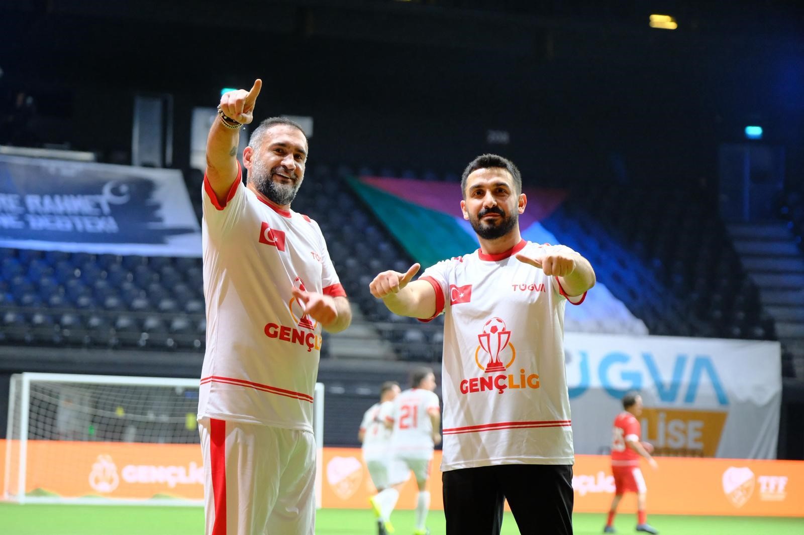 Gençlig 2026 Lansmanında Ünlü İsimler Sahaya Çıktı-1