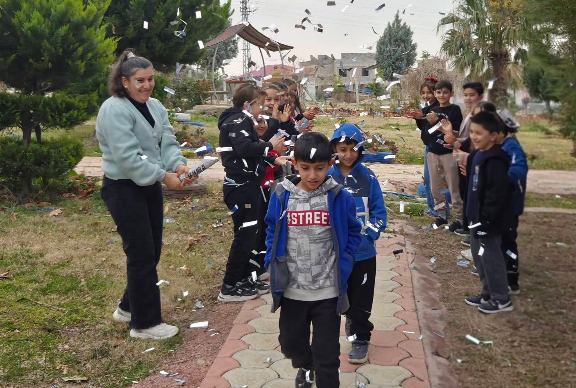 Sun bak doğum günü sürprizi